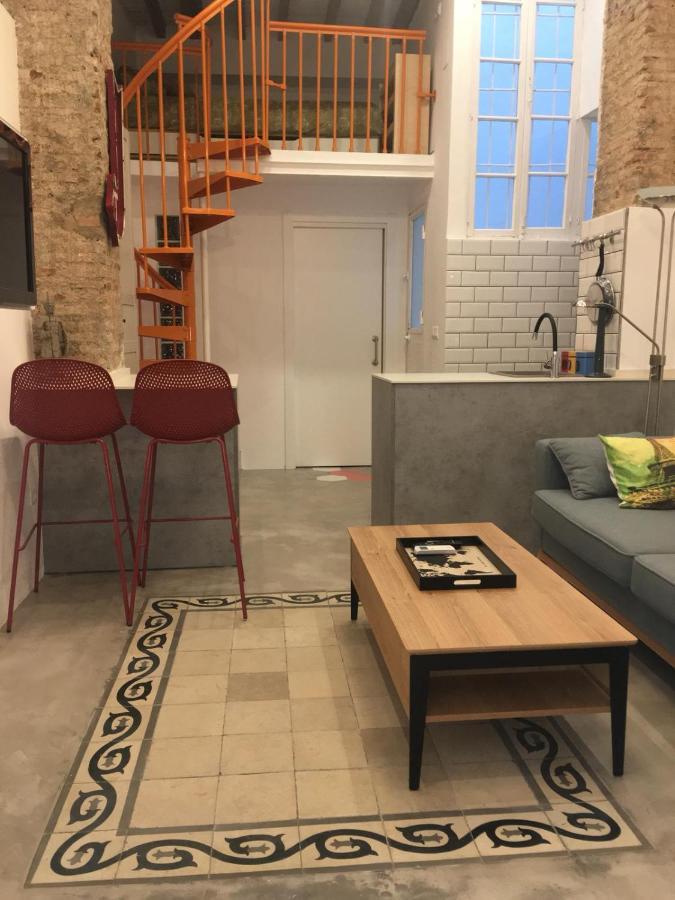 Loft Con Encanto En Pleno Centro De Malaga Apartment Exterior photo